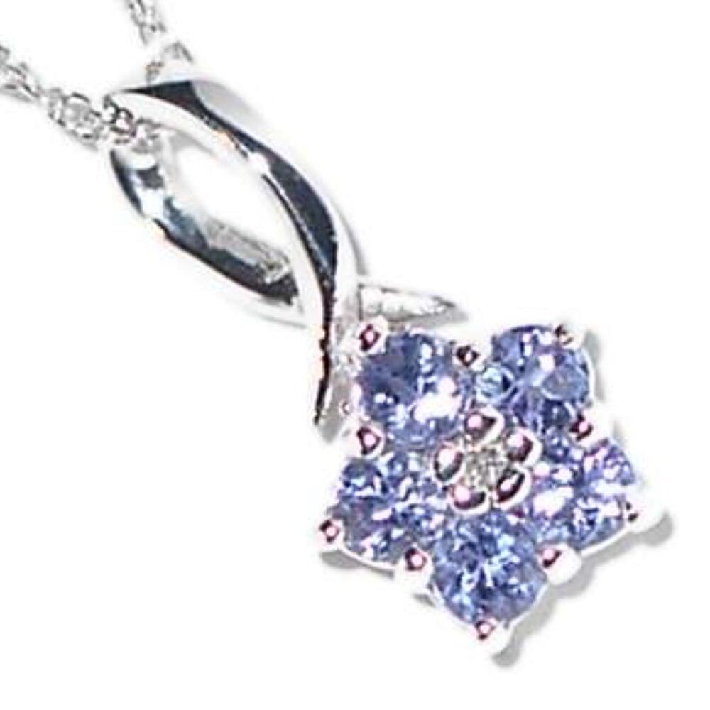 10Kt White Gold Tanzanite Star Pendant with Diamond-Accent & Chain